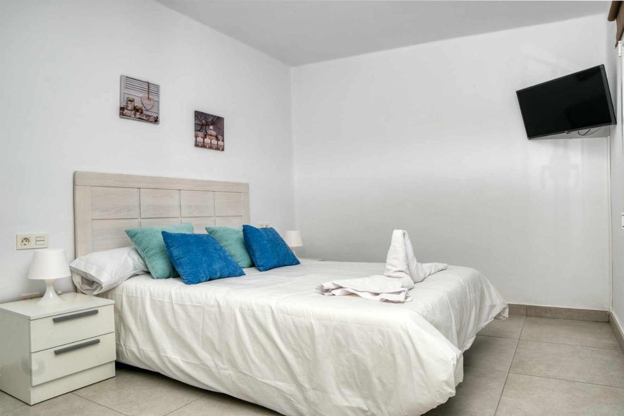 Luminosa Vivienda Vacacional Con Vista A La Piscina Коста Тегисе Екстериор снимка