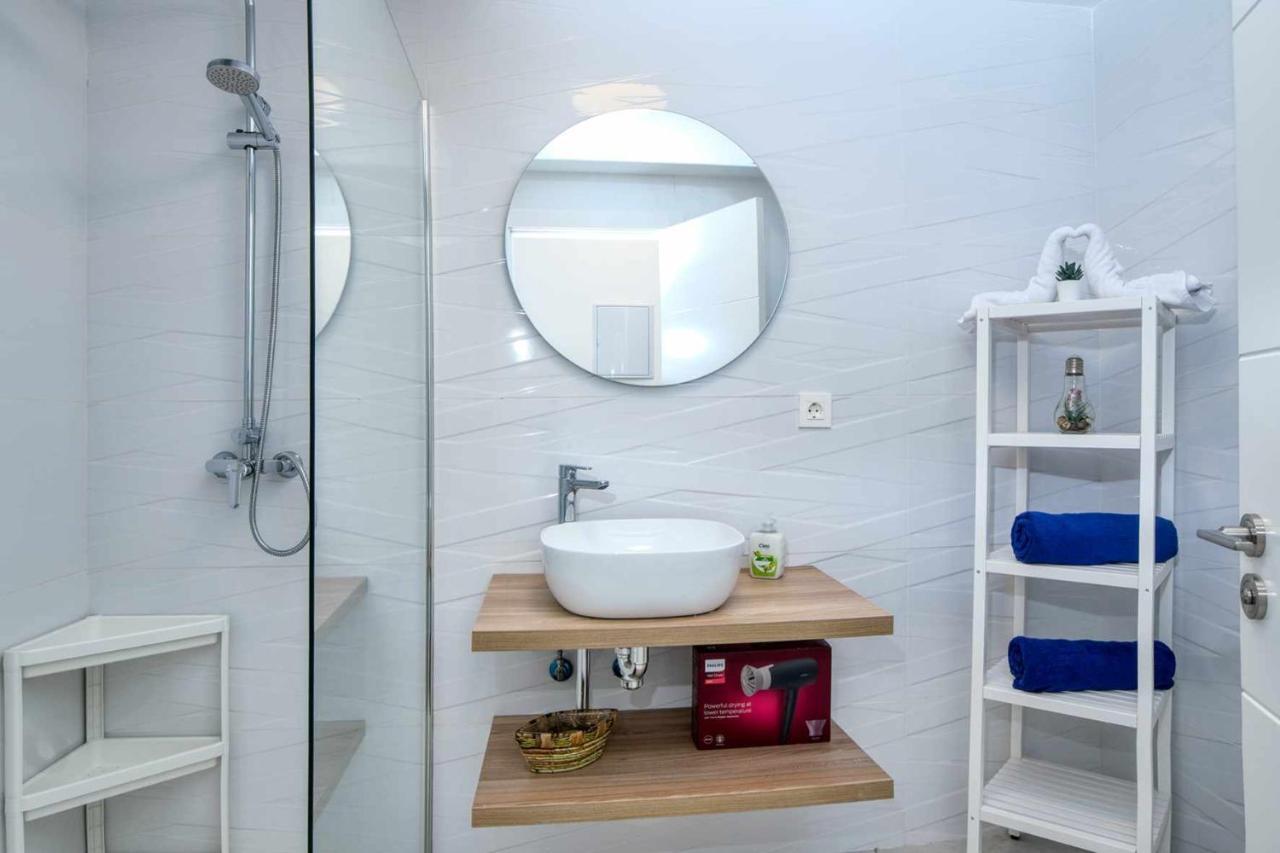 Luminosa Vivienda Vacacional Con Vista A La Piscina Коста Тегисе Екстериор снимка