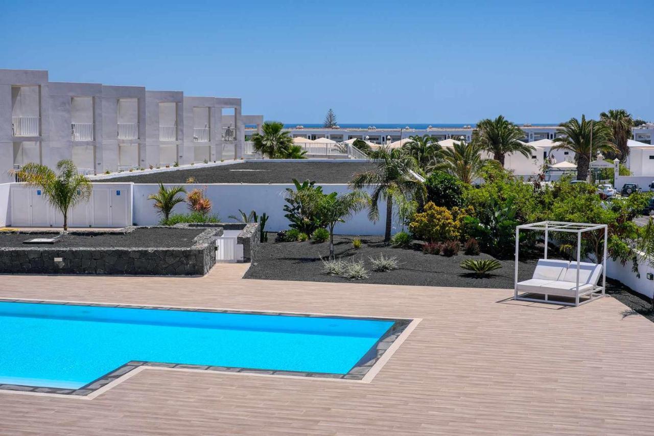 Luminosa Vivienda Vacacional Con Vista A La Piscina Коста Тегисе Екстериор снимка