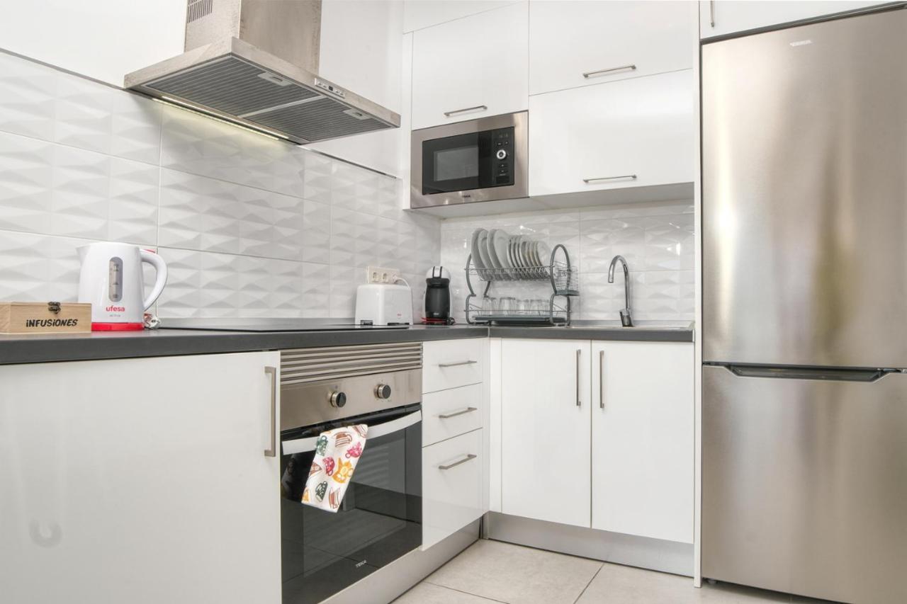Luminosa Vivienda Vacacional Con Vista A La Piscina Коста Тегисе Екстериор снимка