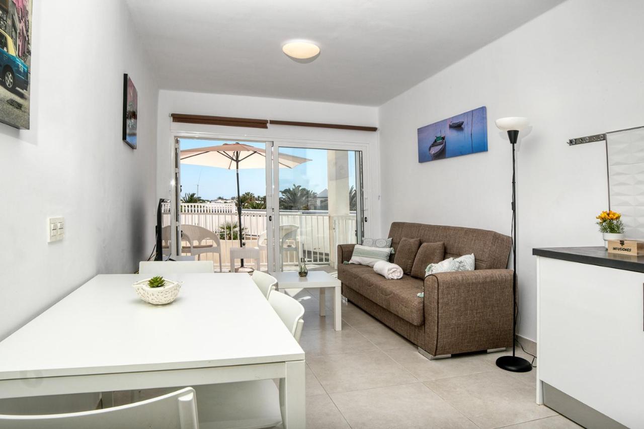 Luminosa Vivienda Vacacional Con Vista A La Piscina Коста Тегисе Екстериор снимка